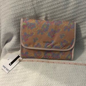 NWT Nine West Toiletry travel bag